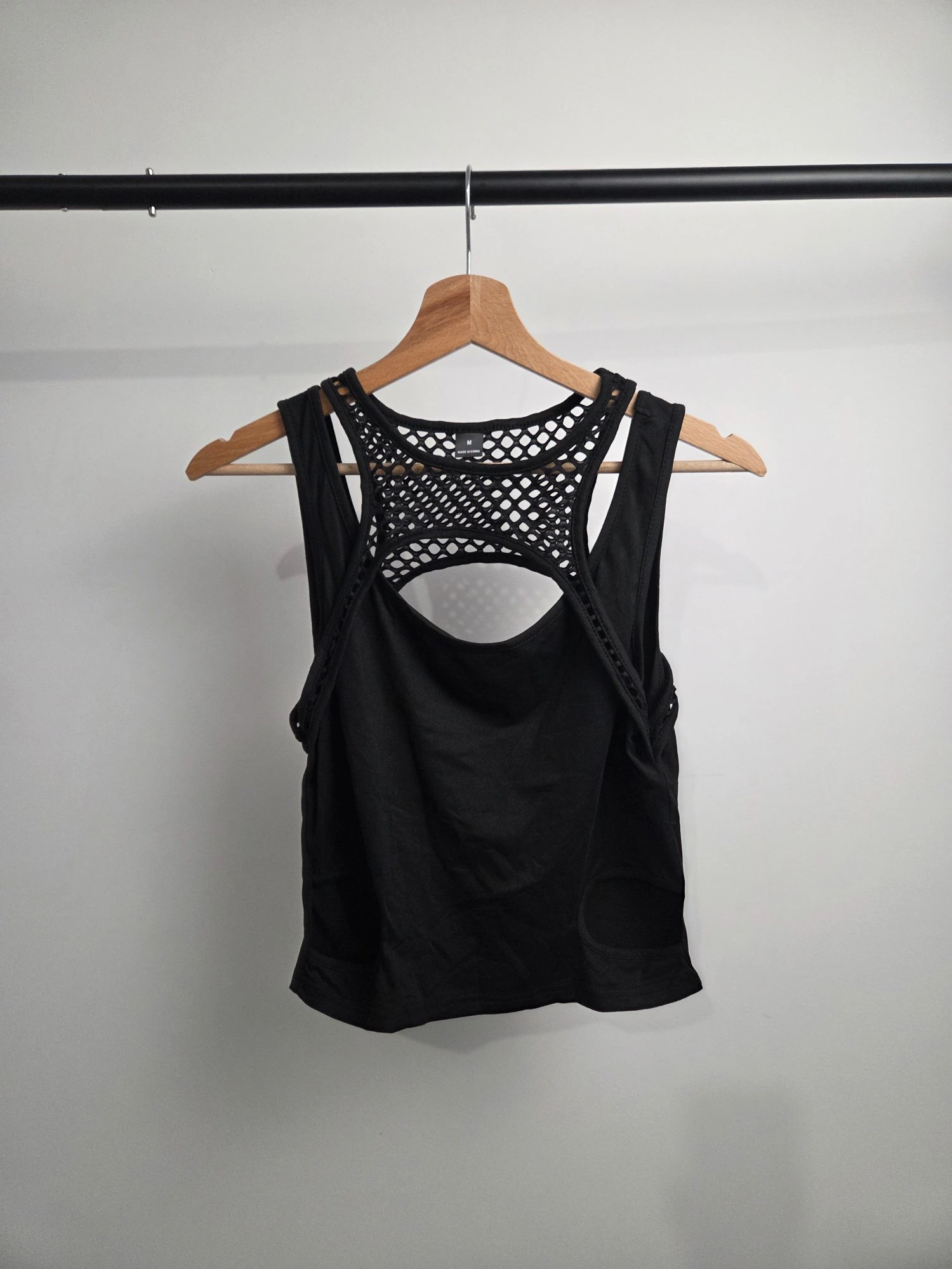 Débardeur Empiècement Résille — Découpe poitrine — T-shirt hard techno